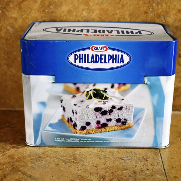 EXCLUSIE Kraft Philadelphia Recipe Collection Metal Recipe Box Tin with Recipes - Picture 3 of 6
